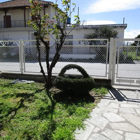 Apartment Korinos Mama Machi Exterior photo