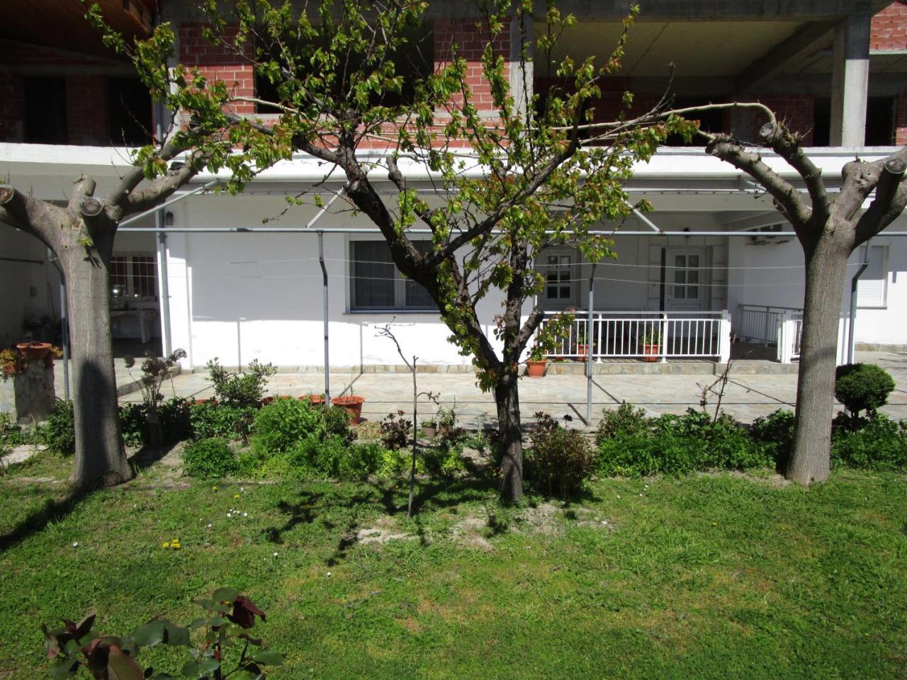 Holiday home Mama Machi Korinos